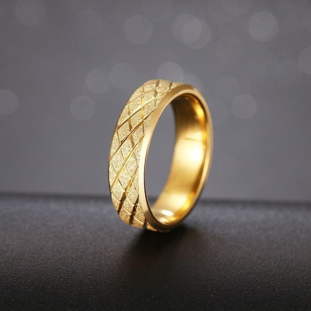 Diamond-Cut Signet Ring