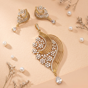 Elara Lattice Pendant Set