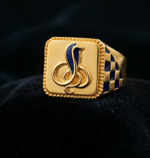 Gold Cobra Signet Ring