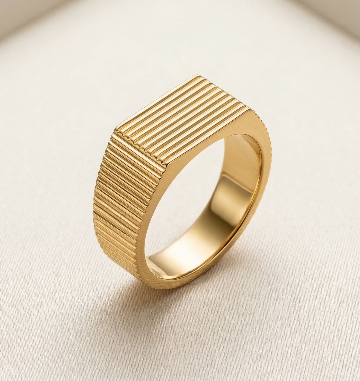 Linear Ribbed Signet Ring