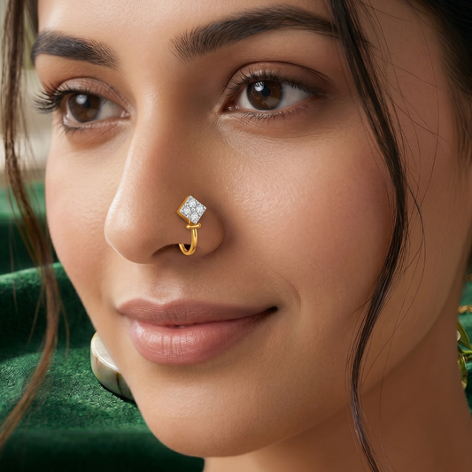 Square Cluster Diamond Gold Nose Pin