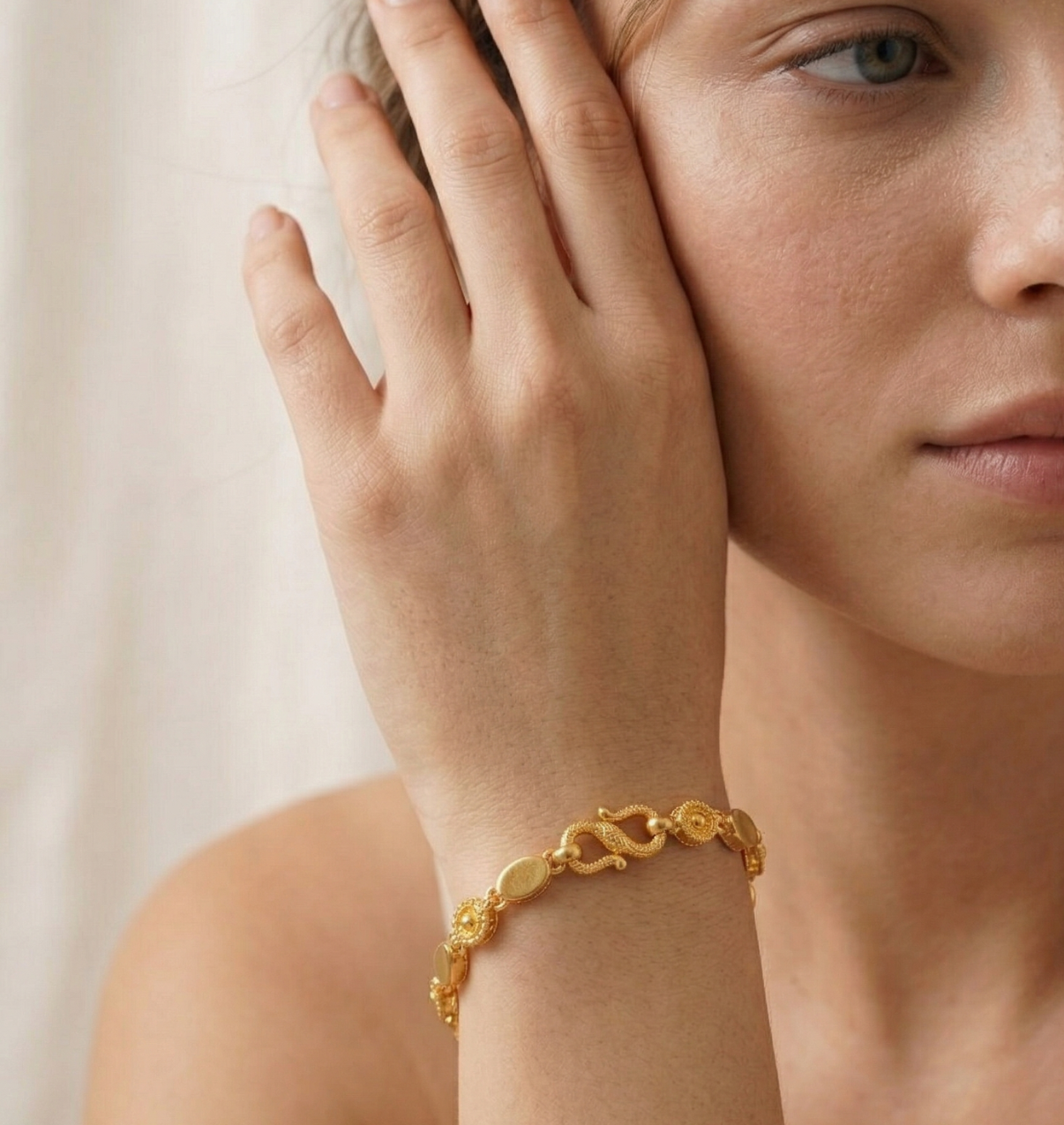 Swarna Aura Bracelet